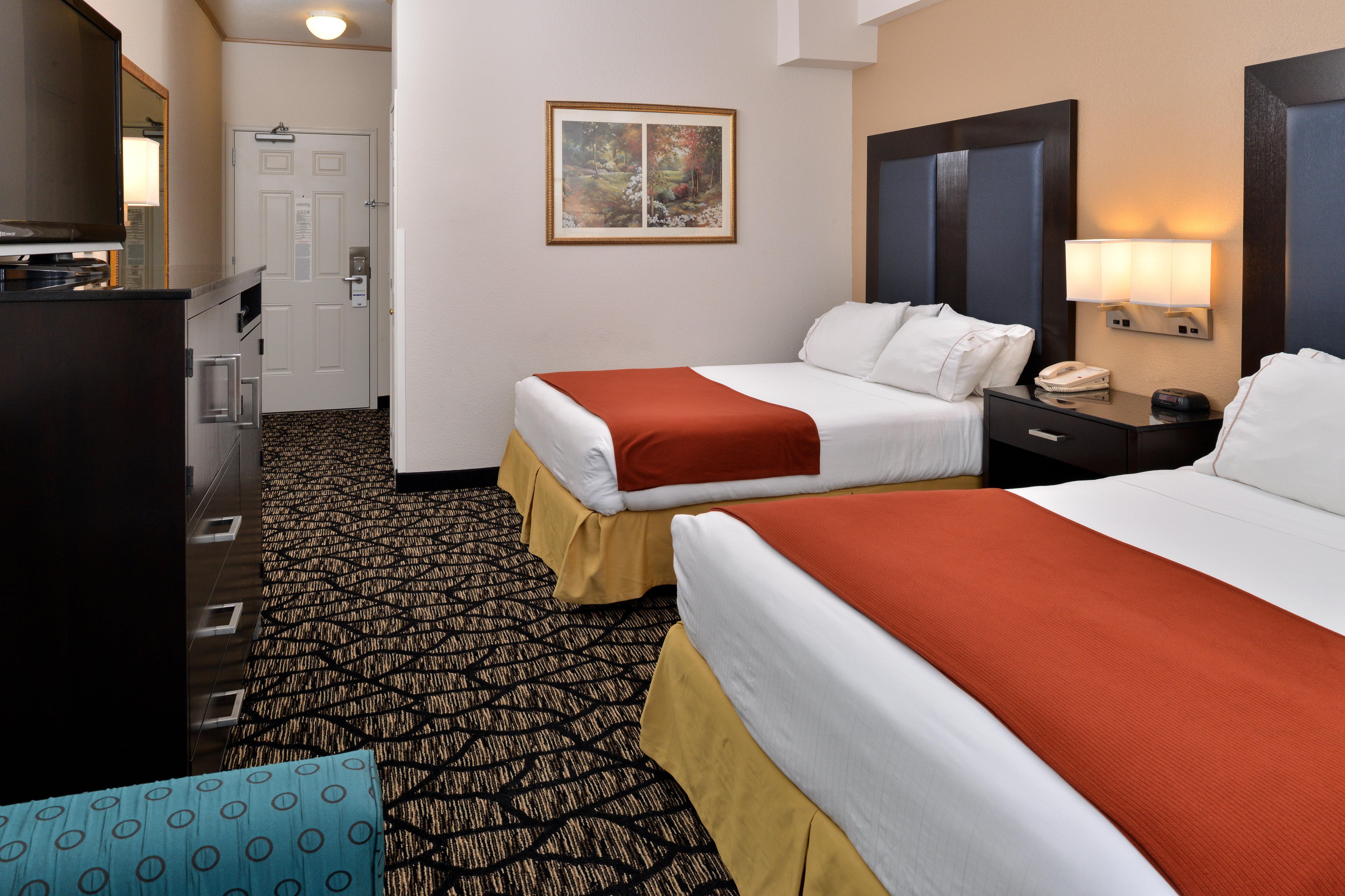 Holiday Inn Express & Suites Tacoma South - Lakewood By Ihg Exterior foto